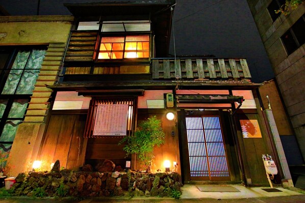 Front of property - evening/night