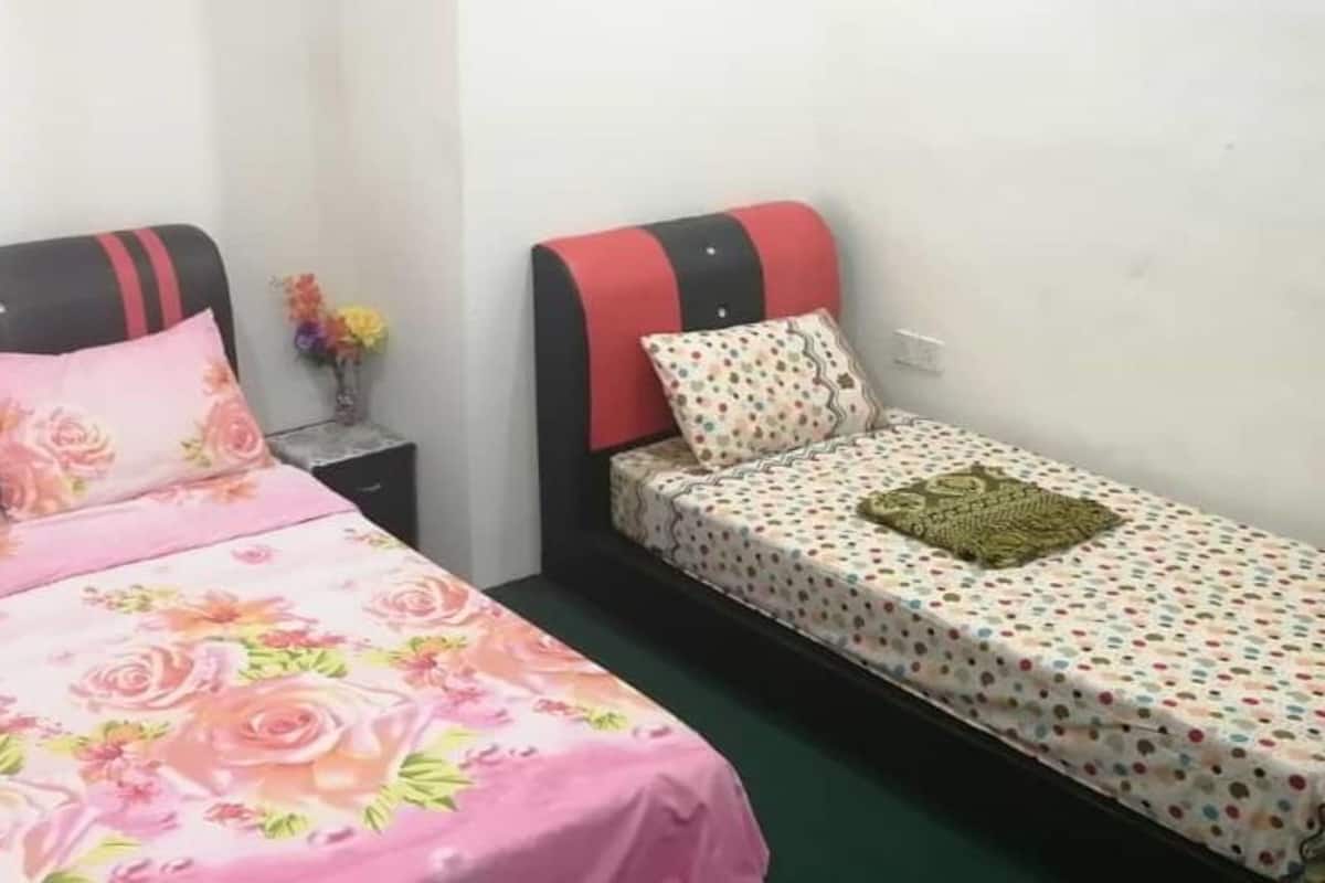 Habitación triple, baño compartido