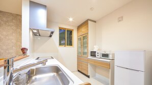 하우스 (Private Vacation Home) | 전용 주방 | 대용량 냉장고, 전자레인지, 쿡탑, 토스터