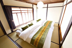 บ้านพัก (Private Vacation Home) | 5 ห้องนอน, เตารีด/โต๊ะรีดผ้า, Wi-Fi ฟรี, ผ้าปูที่นอน