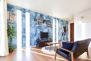 Televisión de pantalla plana