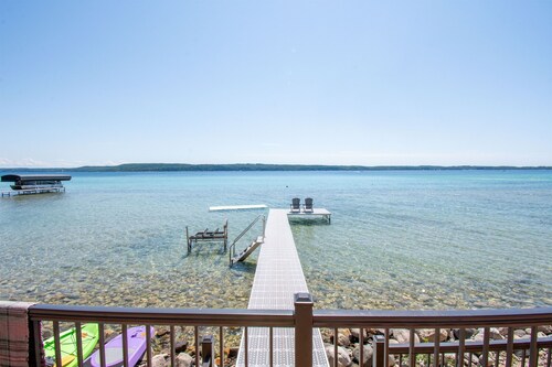 Crystal Lake Waterfront, climatisation, quai privé, kayaks, paddleboards