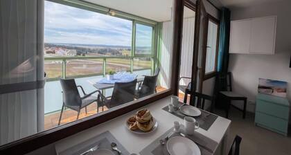 Sonnenschein (B 110) by Interhome