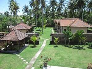 Property grounds - Yuli's Homestay (Kuta)