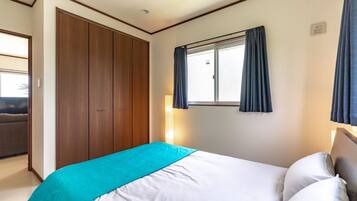 3 Bedrooms Villa | 3 bedrooms, desk, iron/ironing board, free WiFi