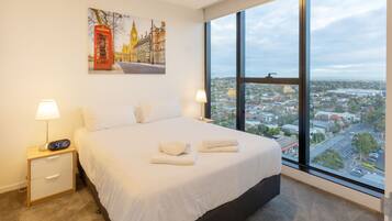 1 bedroom, premium bedding, Select Comfort beds, individually decorated