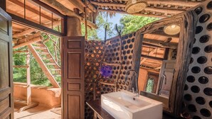 Family Villa | Bathroom sink