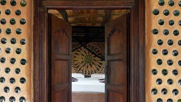 Pintu masuk interior