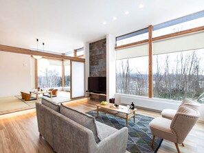 Living room - Aoyama Lodge (Kutchan)