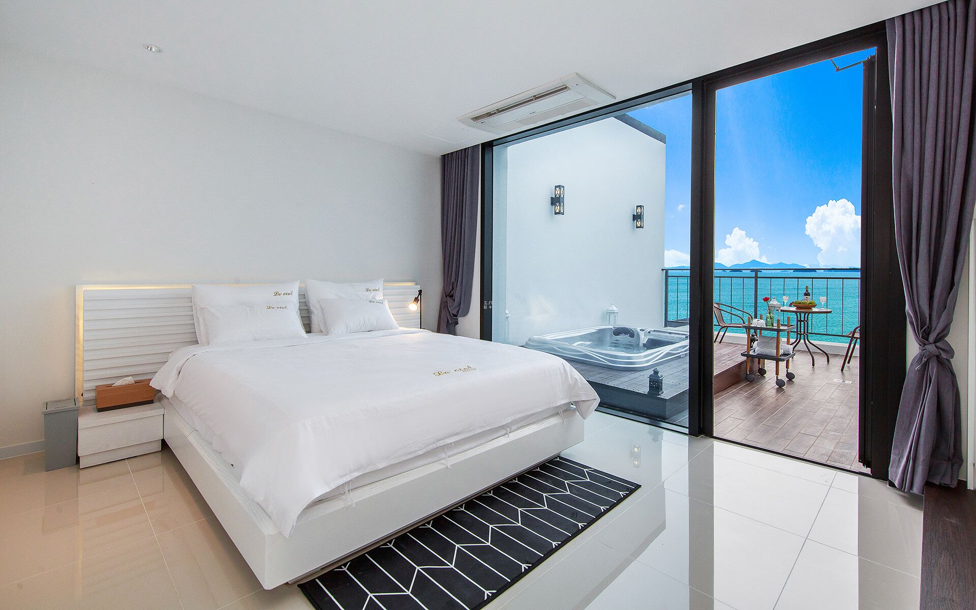 Reve C04 (SPA) | Individually decorated, individually furnished, free WiFi