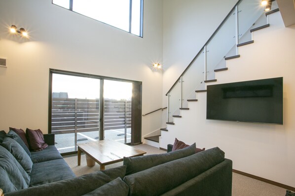 Yoshibo | Living area | Flat-screen TV - Setsu (Fujikawaguchiko)