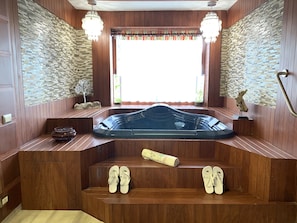 Premium Room, 1 Bedroom, Hot Tub | Private spa tub - Hotel Quinta Maria Bonita (Xalapa)