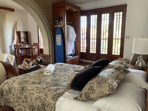 Chambre Luxe, cheminée | Literie de qualité supérieure, couette en duvet d'oie, minibar