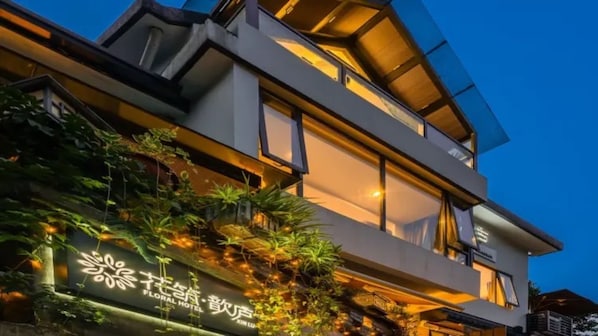 Front of property – evening/night