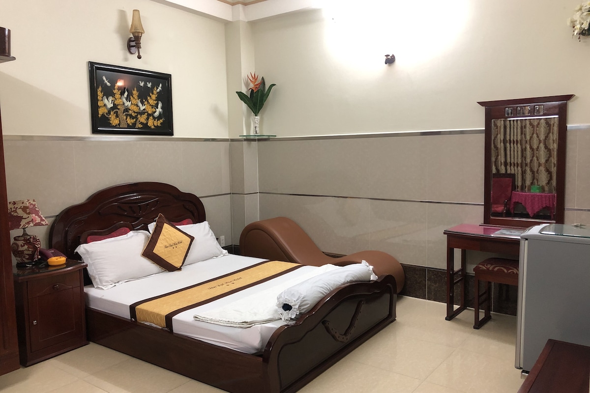 Standaard kamer, 1 queensize bed | Luxe beddengoed, donzen dekbedden, bedden met traagschuimmatras