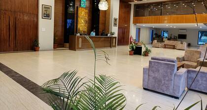 Savitri Resorts