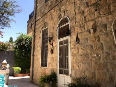 Rainbow villa - in Amman