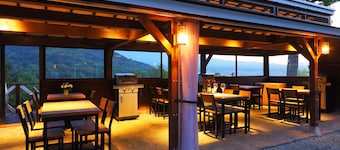 杓子山渡假露營飯店