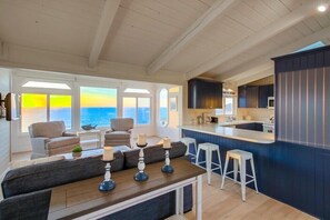 تلفزيون ذكي