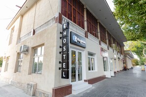 Façana frontal de l'allotjament