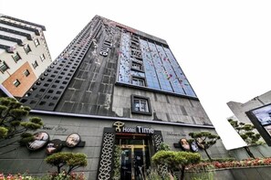 Front of property - Cheonan Hound Hotel (Cheonan)