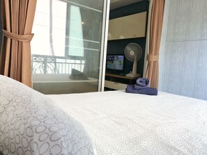 Family Apartment | 2 bedrooms, individually decorated, individually furnished - 2BR at Patong Loft wifi pool (Patong)