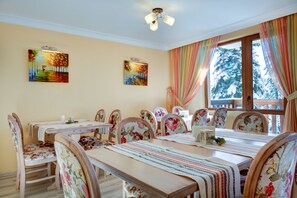 Daily buffet breakfast (EUR 5.11 per person) - Mountain Lodge (Chepelare)