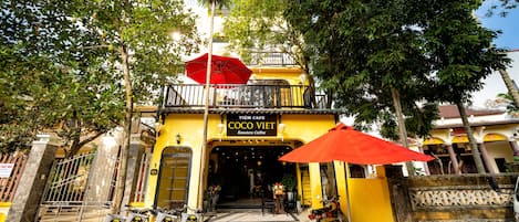 Overnatningsstedets facade