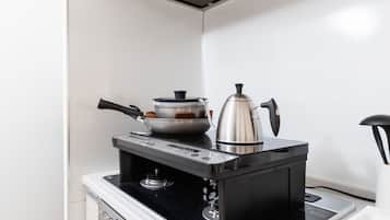 Apartment | Private kitchen | Fridge, microwave, stovetop, electric kettle