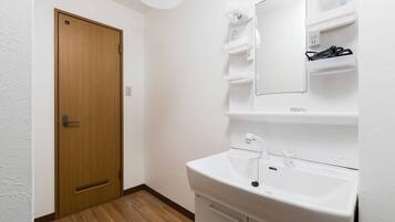 Apartment | Bathroom | Separate tub and shower, free toiletries, hair dryer, electronic bidet