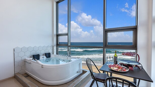 Jetted bathtub - Sangsang Spa Pension (Gangneung)