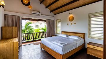 5 quartos, ferros/tábuas de passar roupa, Wi-Fi, roupa de cama