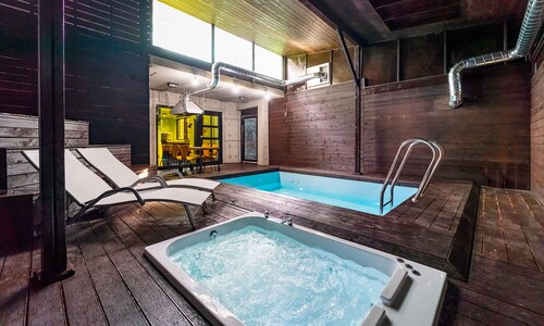 Vista Hill Pool Villa