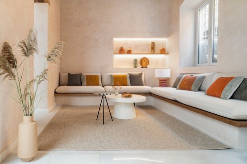Calma Suites