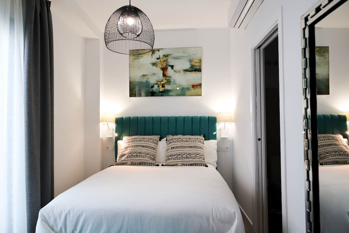 Superior appartement | 1 slaapkamer, een kluis op de kamer, individueel gedecoreerd