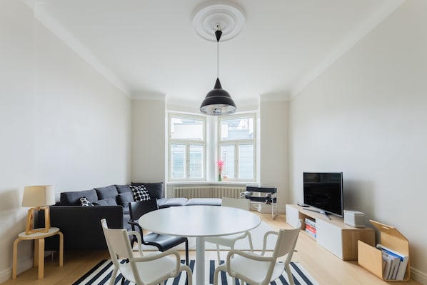 Apartment, 1 Schlafzimmer, Stadtblick | Wohnbereich
