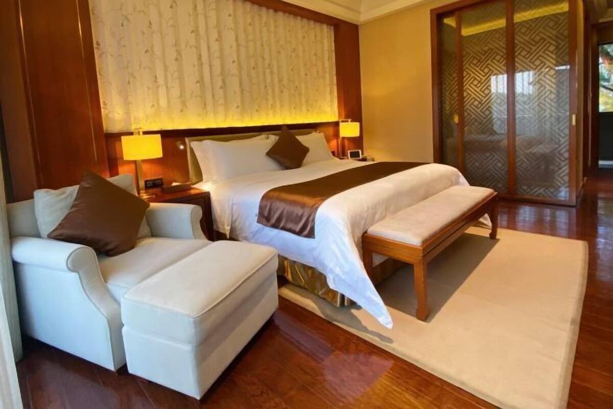 Minibar, escritorio, wifi gratis