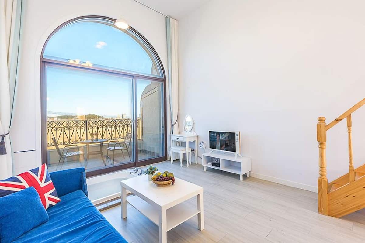 1 bedroom, individually decorated, individually furnished, free WiFi