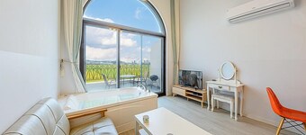 Iris Pool Villa Pension