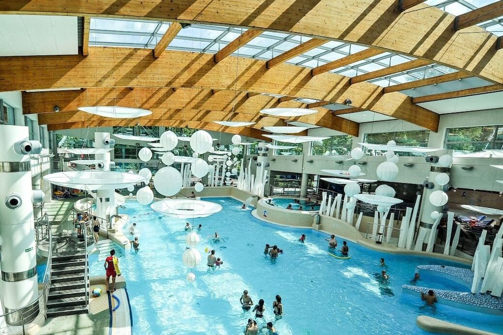 Aqua House