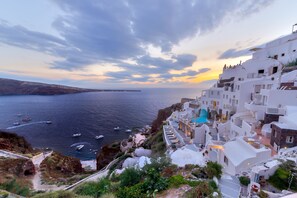View from room - Oia Angle Cavehouse (Santorini)