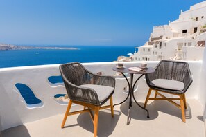 Quadruple Room, 1 Bedroom, Sea View | Balcony