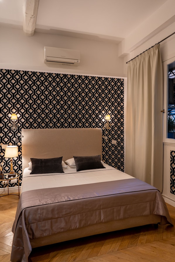 Deluxe Room, 1 Bedroom | 1 bedroom, premium bedding, down comforters, in-room safe
