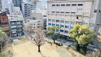 豪華開放式客房, 1 張標準雙人床, 非吸煙房, 雪櫃和微波爐 (Wide, SALOON) | 城景