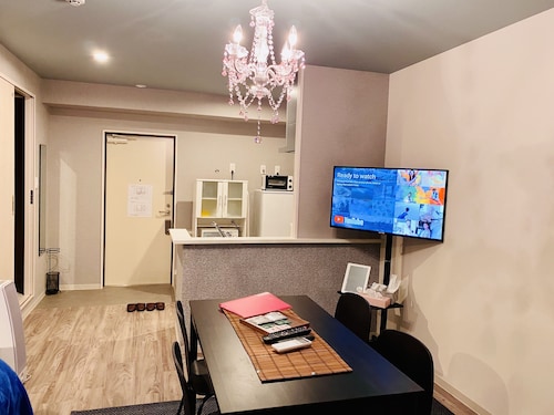 客室内のダイニングエリア