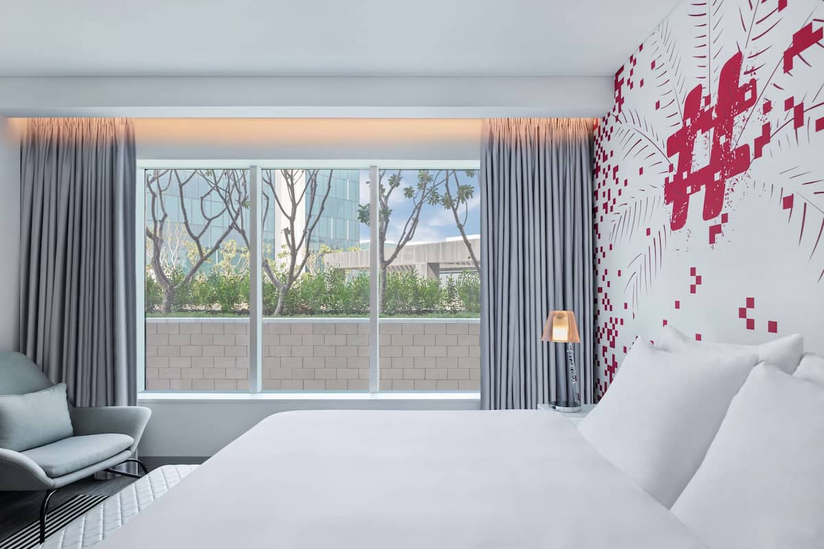 1 bedroom, down comforters, minibar, in-room safe