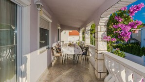 Apartment, 3 Bedrooms A1 | テラス / パティオ