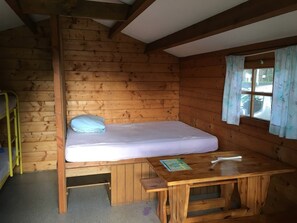 Grand Cabin (Grote Trekkershut) | Individually decorated, individually furnished - Verblijfpark Tulderheyde (Ravels)