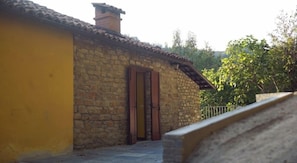 Exterior - La Rana e la Salamandra House (Loazzolo)
