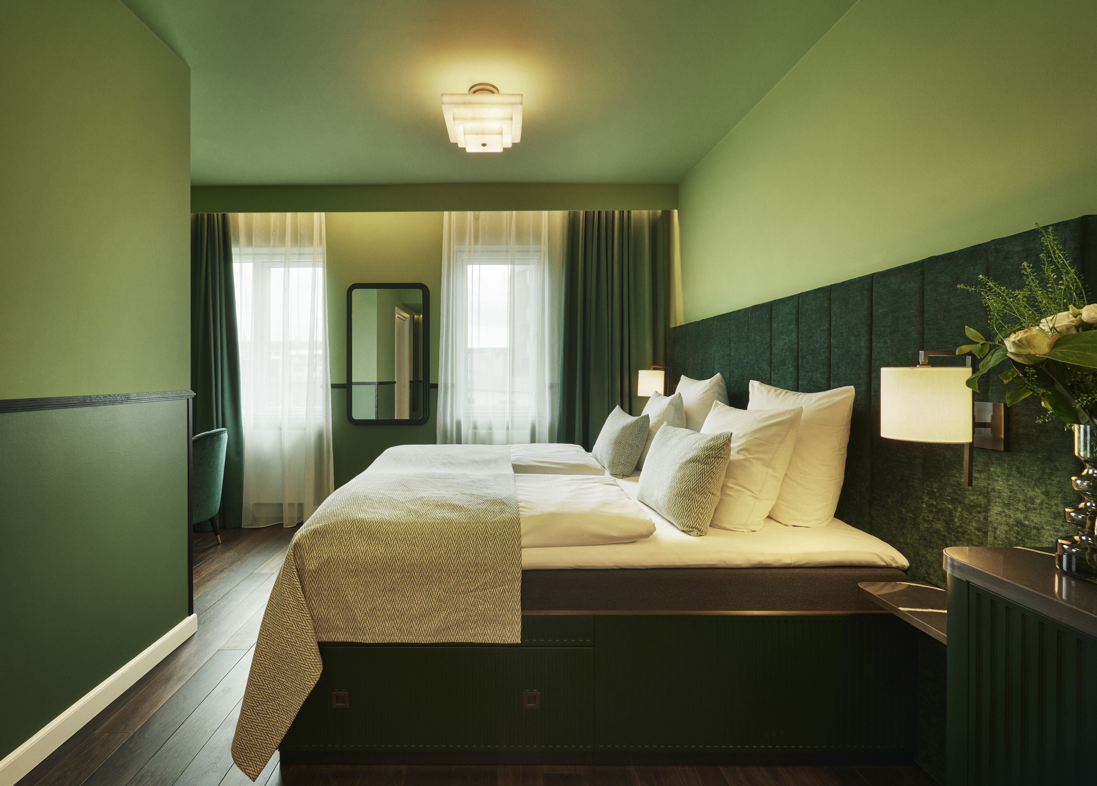 double superior | 1 bedroom, minibar, in-room safe, desk